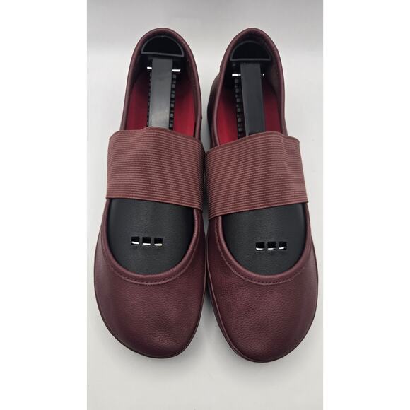 Camper Right Nina Ladies Red Flats Pre-Loved Size 38 - US 7.5 - Picture 5 of 13